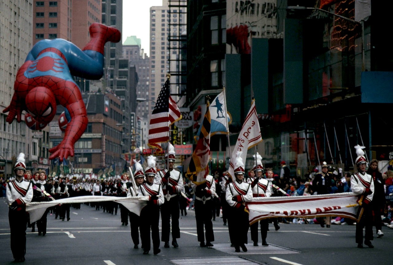 THE MACY'S THANKSGIVING DAY PARADE IN NEW YORK1280 x 864